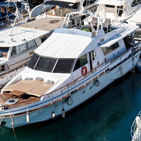 Habitacion Marineria Boat Aloha 巴塞罗那 外观 照片