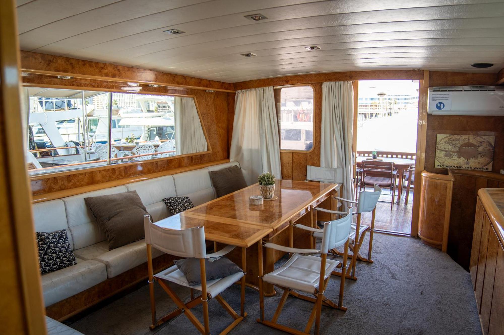 Habitacion Marineria Boat Aloha 巴塞罗那 外观 照片