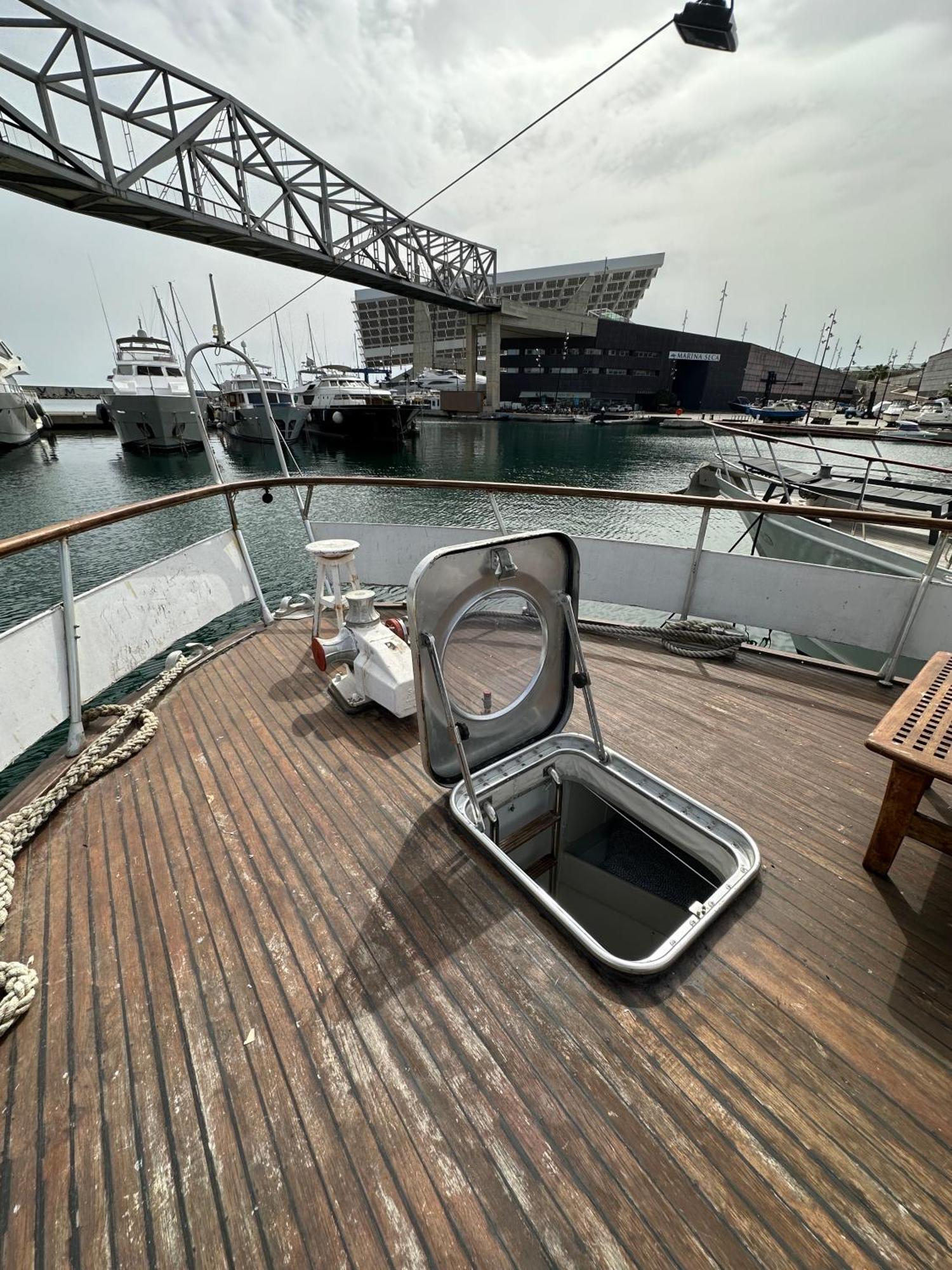 Habitacion Marineria Boat Aloha 巴塞罗那 外观 照片