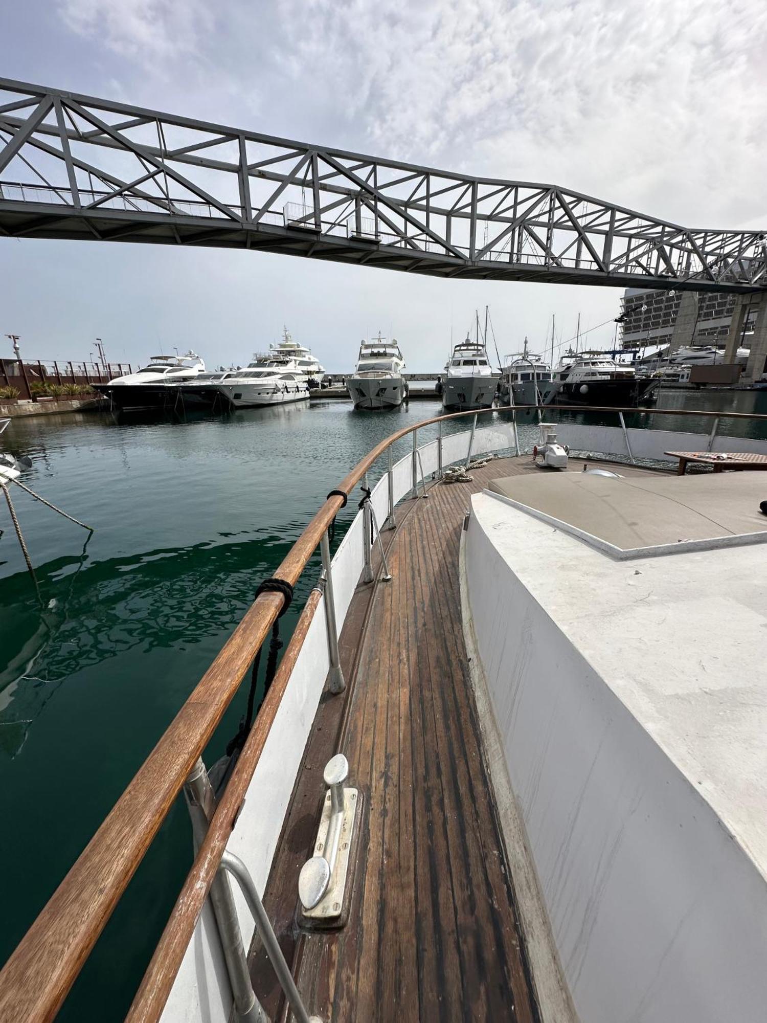 Habitacion Marineria Boat Aloha 巴塞罗那 外观 照片